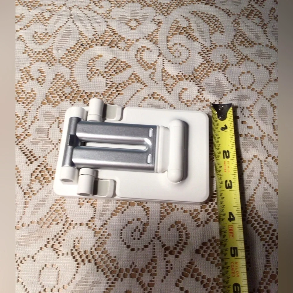 NEW CELL PHONE 7s CASE AND HOLDER CELL PNONE